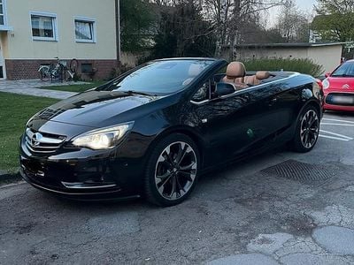 Gebraucht Opel Cascada Active 170 PS (125 kW) 2016 Schwarz Cabrio