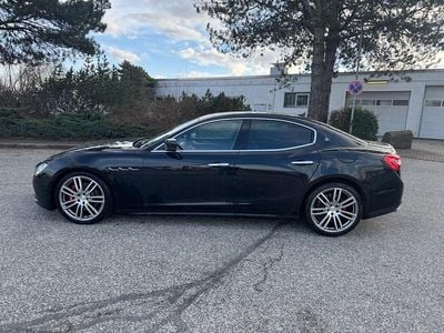 Gebraucht Maserati Ghibli 275 PS (202 kW) 2015 Schwarz Limousine