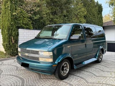 Begagnad Chevrolet Astro 189 HK (139 kW) 1995 Blå Minibuss