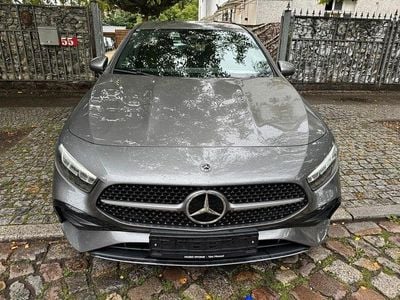 Mercedes A200
