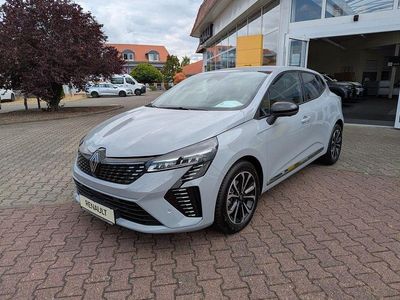 Neu Renault Clio V Techno 91 PS (66 kW) 2025 Grau Limousine