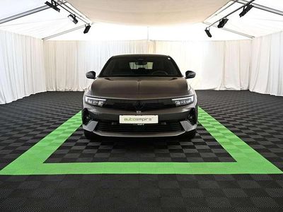 Vulkan grau Gebraucht 2024 Opel Astra GS Line Limousine | 17.990 € (Superpreis)