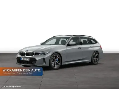 Second-hand BMW 330e Comfort Edition 292 CP (214 kW) 2025 Gri Break