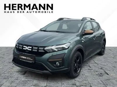 Używany Dacia Sandero Extreme 110 KM (80 kW) 2025 Zielony Sedan/Limuzyna
