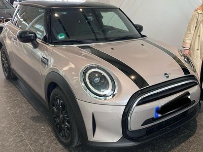 Second-hand Mini Cooper 136 CP (100 kW) 2023 Bej Hatchback