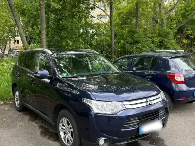 Gebraucht Mitsubishi Outlander 150 PS (110 kW) 2014 Blau SUV