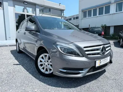 Gebraucht Mercedes B220 184 PS (135 kW) 2014 Grau Kleinwagen