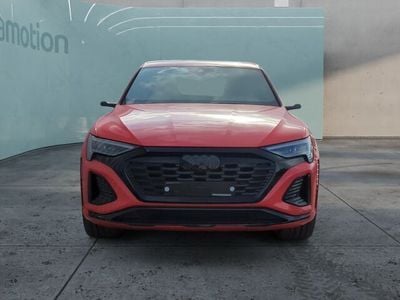 Rot Gebraucht 2023 Audi SQ8 e-tron SUV | 68.850 €