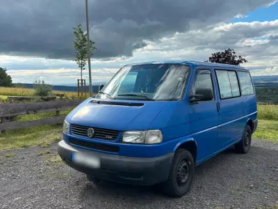 Gebraucht VW Multivan 102 PS (75 kW) 1999 Blau Van / Kleinbus