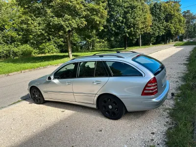 Gebraucht Mercedes C220 150 PS (110 kW) 2006 Grau Kombi