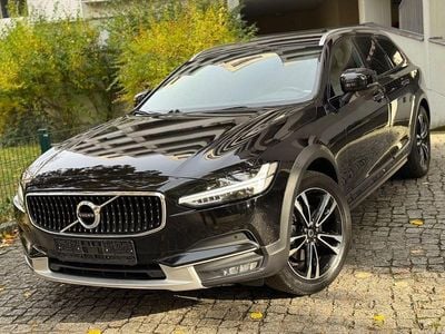 Gebraucht Volvo V90 CC Pro 190 PS (139 kW) 2019 Onyx black Kombi