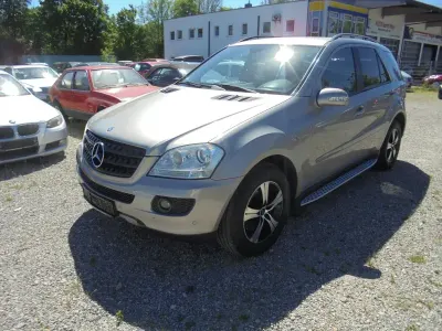 Gebraucht Mercedes ML280 190 PS (139 kW) 2008 Silber SUV