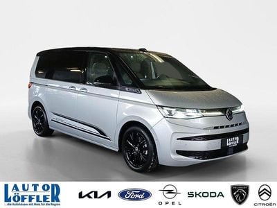 Usado VW Multivan Edition 150 CV (110 kW) 2023 Plateado Monovolumen