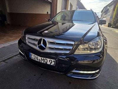 Usata Mercedes C220 170 CV (125 kW) 2012 Nero Station wagon