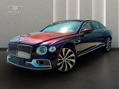 Gebraucht Bentley Flying Spur 544 PS (400 kW) 2025 Rot Limousine
