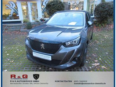 Grau Gebraucht 2022 Peugeot 2008 Active SUV | 14.990 € (Superpreis)