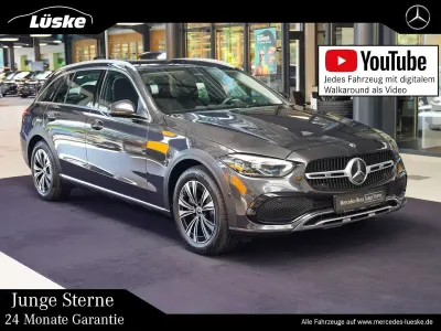 Gebraucht Mercedes C220 197 PS (144 kW) 2024 Graphitgrau Kombi
