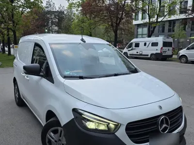 Gebraucht Mercedes Citan 112 116 PS (85 kW) 2023 Weiß Van / Kleinbus