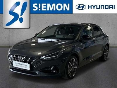 gebraucht Hyundai i30 Fastback 1.5 T-GDI Edition 30+ Navi RKam Klima SHZ PDC GRA