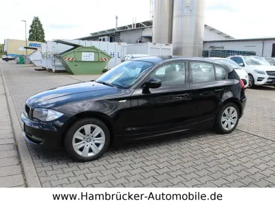 Gebraucht BMW 116 122 PS (89 kW) 2011 Schwarz Kleinwagen