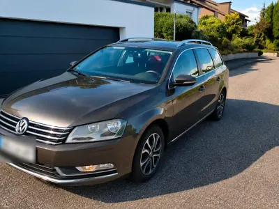 Gebraucht VW Passat Comfortline 105 PS (77 kW) 2012 Braun Kombi