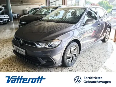 Gebraucht VW Polo Basis 80 PS (58 kW) 2023 Grau Kleinwagen