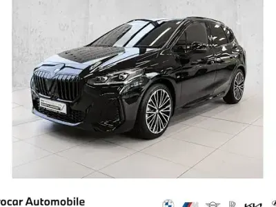 Gebraucht BMW 220 Luxury Line 170 PS (125 kW) 2025 Schwarz Kombi