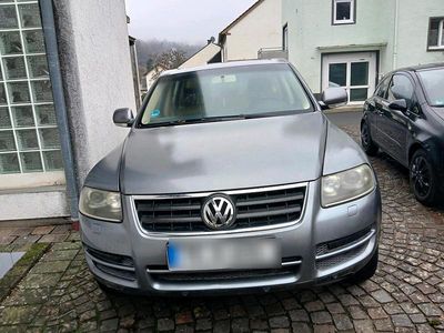 Gebraucht VW Touareg 127 PS (93 kW) 2006 Grau SUV
