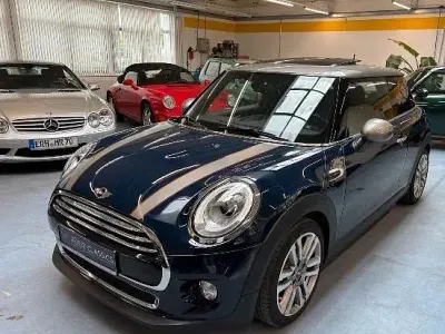 Gebraucht Mini Cooper Chili 136 PS (100 kW) 2018 Lapisluxury blue Kleinwagen