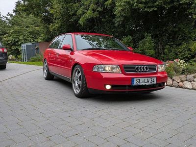 Gebraucht Audi A4 Performance 110 PS (80 kW) 1999 Rot Kombi