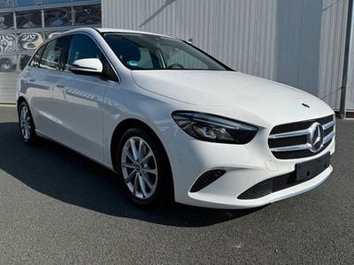 Mercedes B220