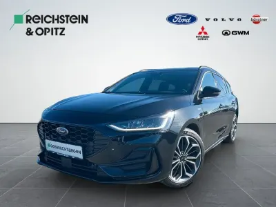 Gebraucht Ford Focus ST-Line X 155 PS (114 kW) 2023 Obsidian schwarz Limousine