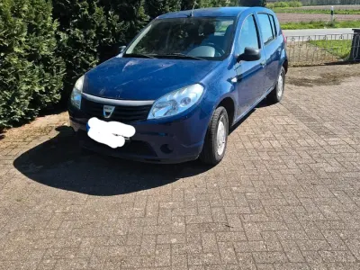 Usata Dacia Sandero 75 CV (55 kW) 2008 Utilitaria