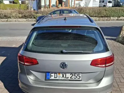 Gebraucht VW Passat Comfortline 150 PS (110 kW) 2016 Kombi
