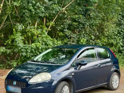 Gebraucht Fiat Grande Punto 77 PS (56 kW) 2006 Blau Kleinwagen