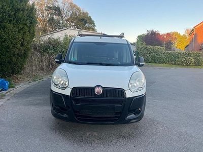 Second-hand Fiat Doblò 101 CP (74 kW) 2014 Alb Monovolum