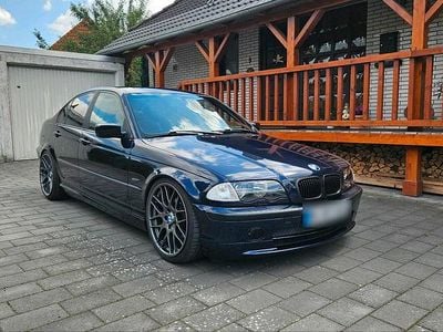 Gebraucht BMW 328 M Sport 193 PS (141 kW) 1999 Blau Limousine