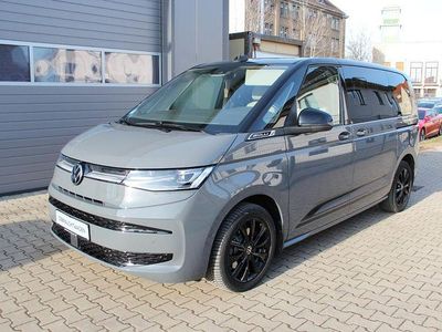 Gebraucht VW Multivan Life 150 PS (110 kW) 2023 Grau Van