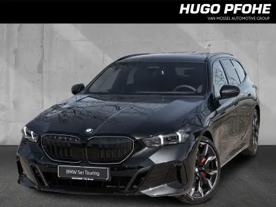 Neu BMW 540 M Sport 303 PS (222 kW) 2026 Saphirschwarz metallic Kombi