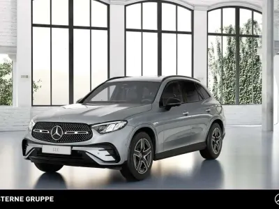 Gebraucht Mercedes GLC220 AMG 197 PS (144 kW) 2026 Lack hightechsilber SUV