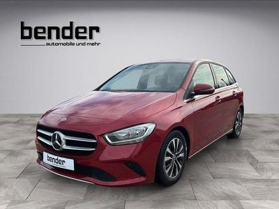Gebraucht Mercedes B180 Style 136 PS (100 kW) 2022 Patagonienrot  metalliclack Van / Kleinbus
