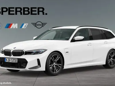 Gebraucht BMW 330e M Sport 292 PS (214 kW) 2022 Weiß Limousine