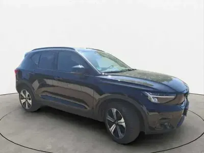 Usata Volvo XC40 Core 169 kW (231 CV) 2022 Nero SUV