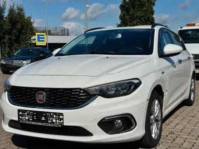 Gebraucht Fiat Tipo Lounge 120 PS (88 kW) 2020 Weiß Limousine
