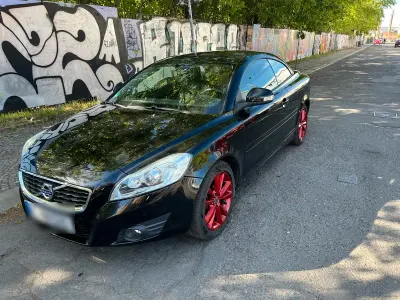 Usata Volvo C70 Kinetic 150 CV (110 kW) 2010 Nero Cabrio