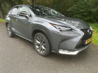 Lexus NX300h