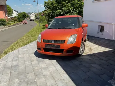 Gebraucht Suzuki Swift Club 92 PS (67 kW) 2005 Orange Kleinwagen