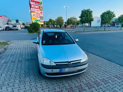 Gebraucht Opel Corsa 75 PS (55 kW) 2002 Silber Kleinwagen