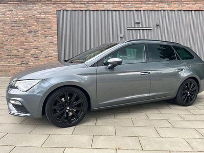 Grau Gebraucht 2018 Seat Leon ST FR Kombi | 13.999 € (Fairer Preis)