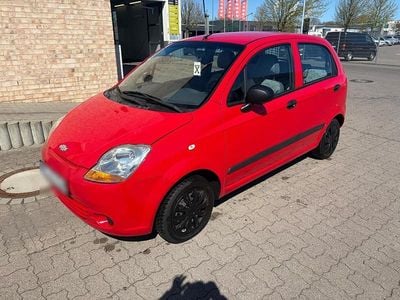 Begagnad Chevrolet Matiz 55 HK (40 kW) 2008 Röd Halvkombi